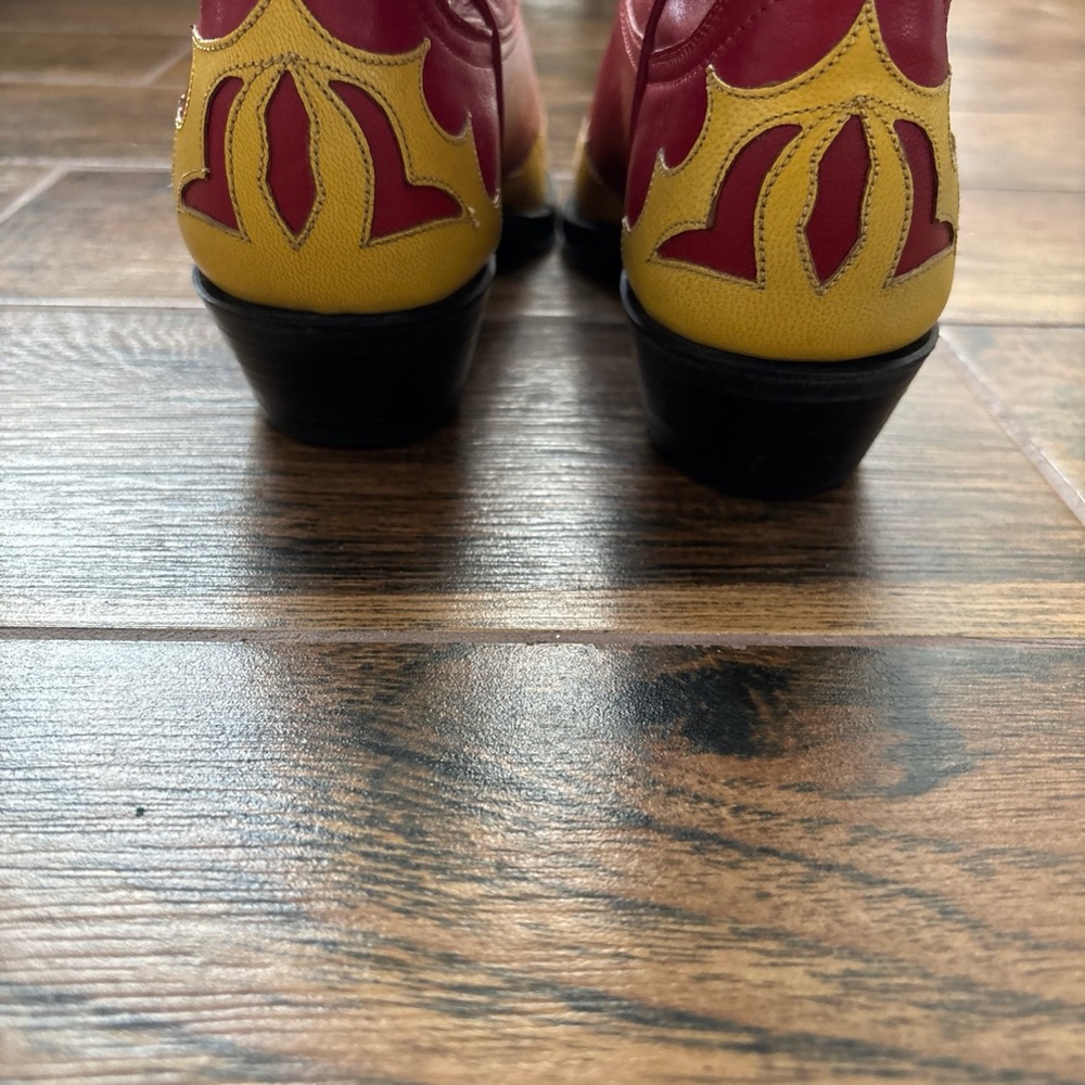 Larry Mahan Vintage Red and Yellow Western Cowgirl Flashy Boots 7.5B - Picture 5 of 8